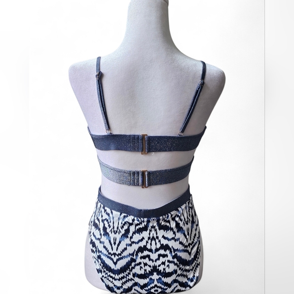 Jessica Simpson Zebra Print Bikini Set Size M - Picture 3 of 3